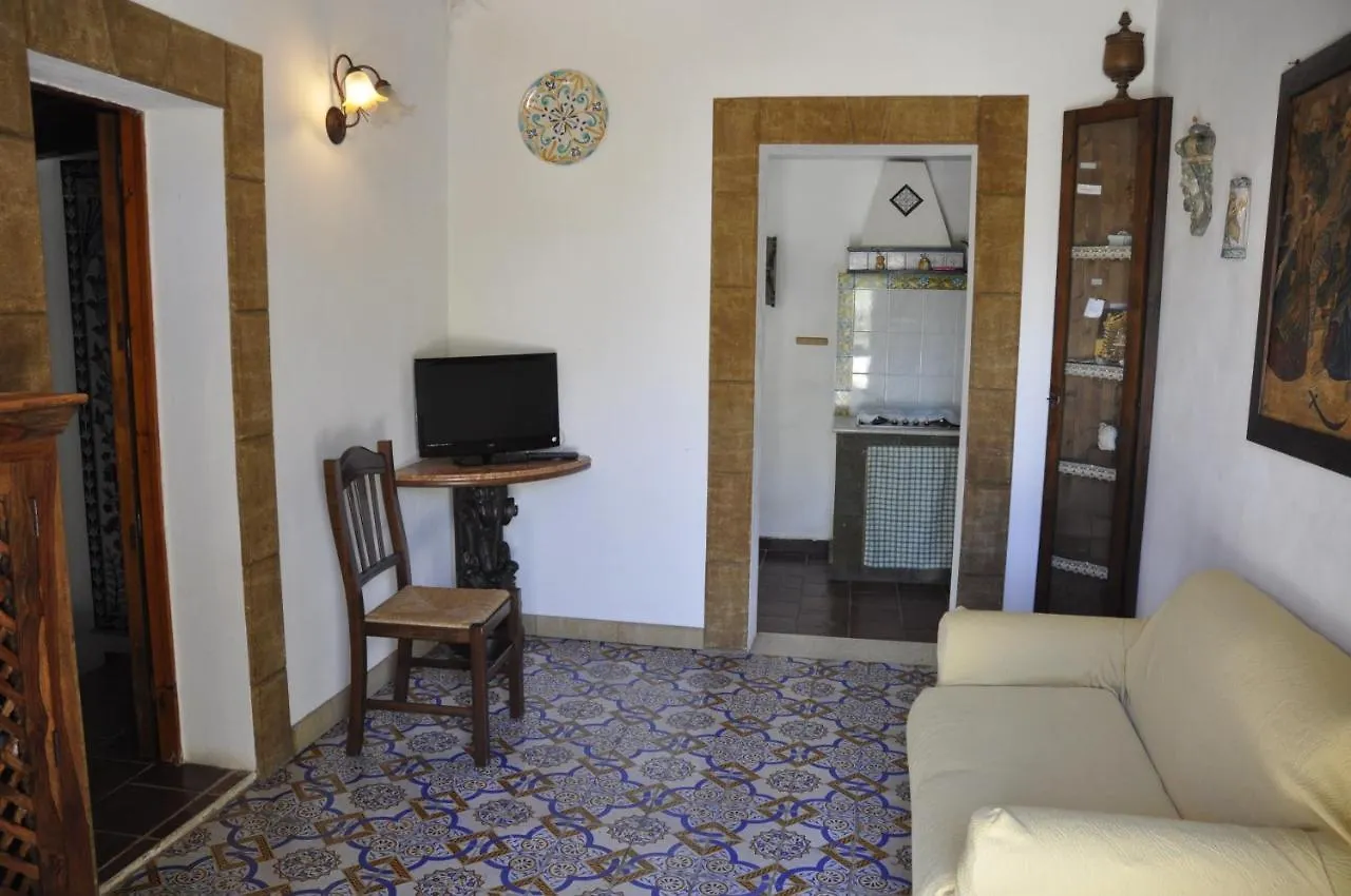 Federico Re Residence San Vito Lo Capo 0*,